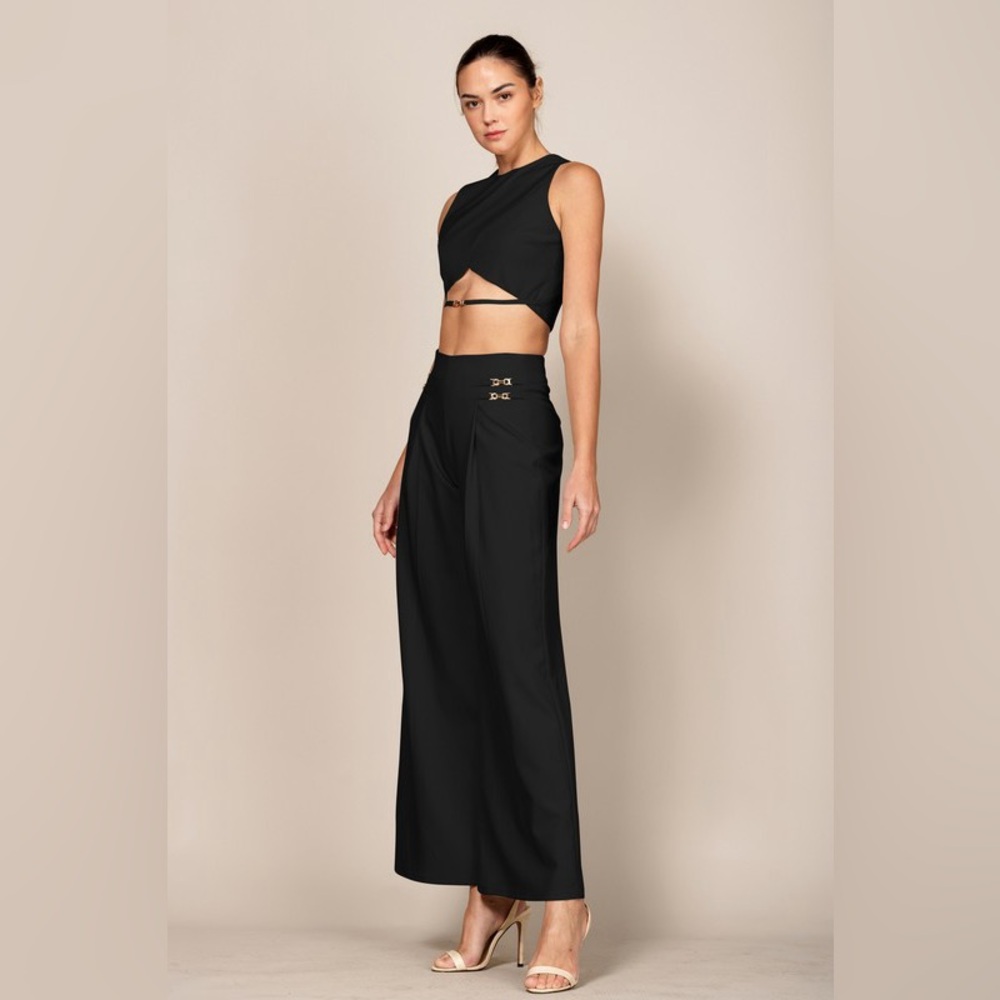 24. Crop Top and Pant Set in Black